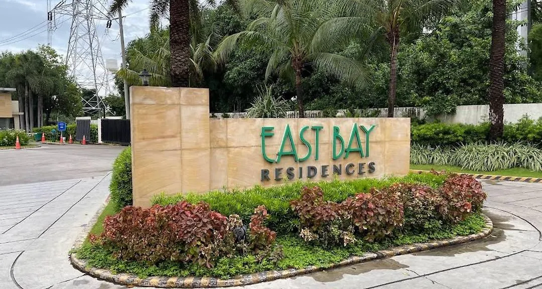 Homey Unit In Alabang Manila Philippines