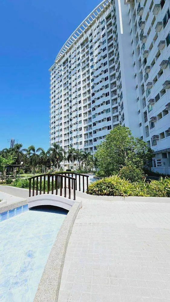 Homey Unit In Alabang Manila