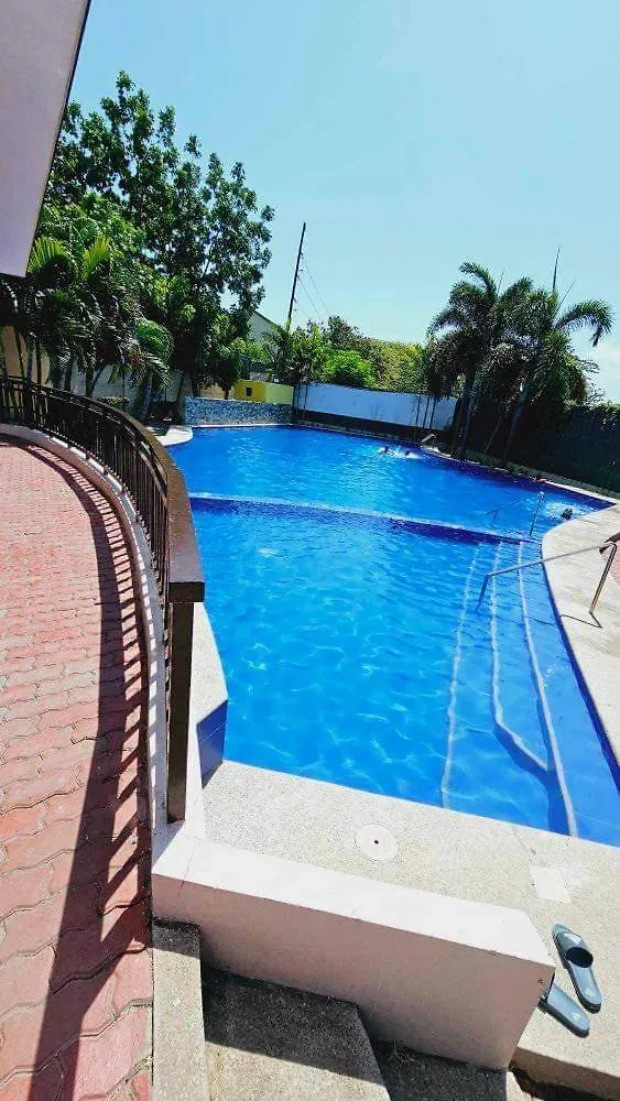 Apartment Homey Unit In Alabang Manila